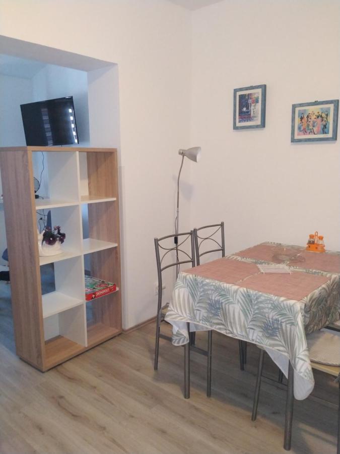Apartments Zlatko Pula Dış mekan fotoğraf