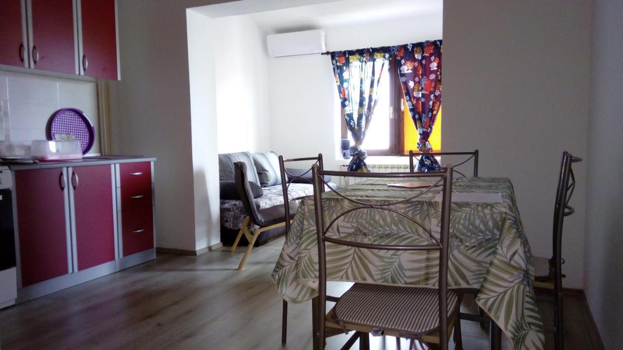 Apartments Zlatko Pula Dış mekan fotoğraf